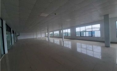 ALQUILO EDIFICIO 1150 M² PARA OFICINAS EN LAS TABLAS