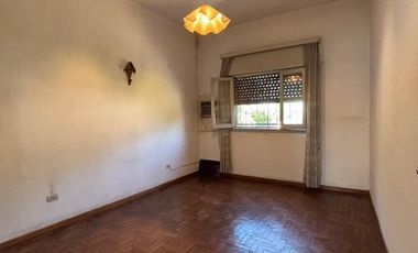Casa en venta en Moron Sur