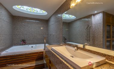 Casa de lujo en Valle Real en Coto en Venta