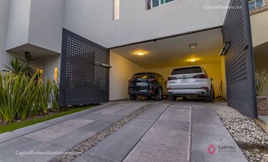 Casa de lujo en Valle Real en Coto en Venta