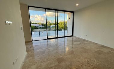 Entrega inmediata: casa de 4 recámaras en Dzityá