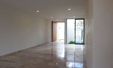 Entrega inmediata: casa de 4 recámaras en Dzityá