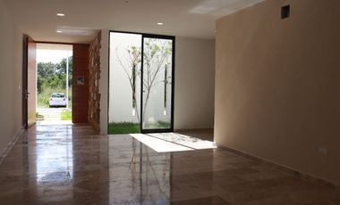 Entrega inmediata: casa de 4 recámaras en Dzityá