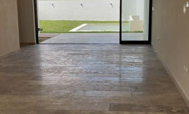 Entrega inmediata: casa de 4 recámaras en Dzityá