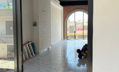 LOCAL COMERCIAL EN RENTA