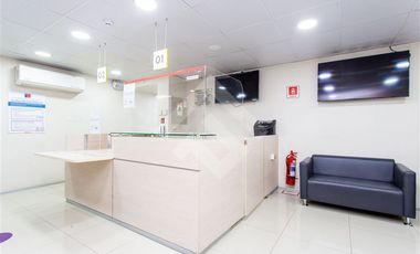 Local Comercial en Venta en Alcántara-Gertrudis Echeñique-Metro El Golf