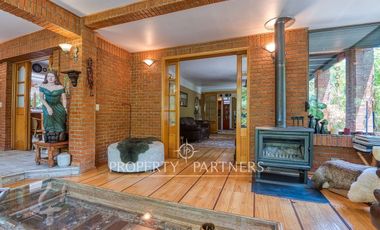 Sauna, Piscina y mucho mas, en esta gran casa en Lo Cañas