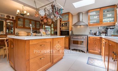 Sauna, Piscina y mucho mas, en esta gran casa en Lo Cañas