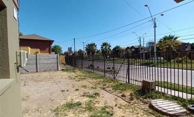 Casa en Arriendo en Flora Lobos