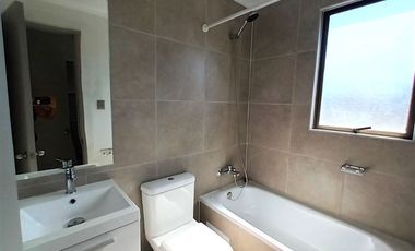 Casa en Arriendo en Flora Lobos