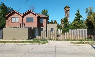 Casa en Arriendo en Flora Lobos