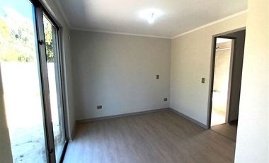 Casa en Arriendo en Flora Lobos