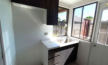 Casa en Arriendo en Flora Lobos