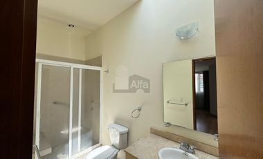 Casa en condominio en renta en Coaxustenco, Metepec