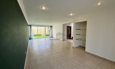 Casa en condominio en renta en Coaxustenco, Metepec