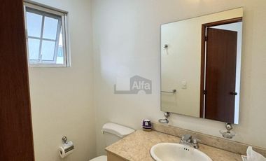 Casa en condominio en renta en Coaxustenco, Metepec
