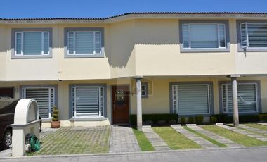 Casa en condominio en renta en Coaxustenco, Metepec