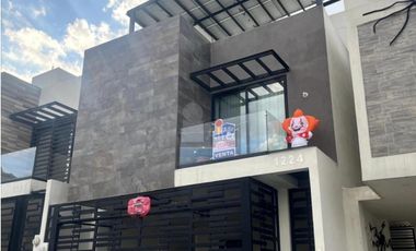 Casa sola en venta en Cumbres Platinum, Monterrey, Nuevo León