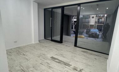 Venta  3 Amb al frente Lanús. 84M2.