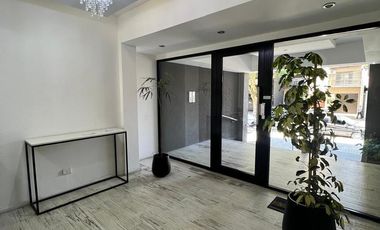 Venta  3 Amb al frente Lanús. 84M2.