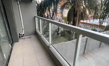 Venta  3 Amb al frente Lanús. 84M2.