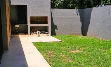 Hermosa Casa 2 dorm. zona sur.