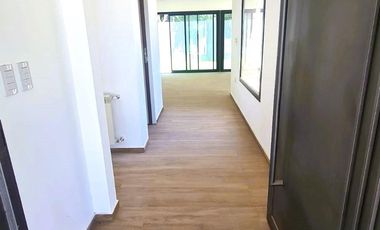 Hermosa Casa 2 dorm. zona sur.