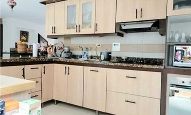 CASA EN VENTA SABANETA SECTOR SAN REMO 296 MTS