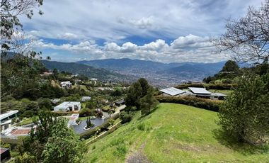 Vendo hermoso lote con vista Vía Las Palmas antes del alto