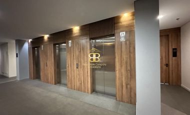 Se arrienda espectacular oficina en Centum