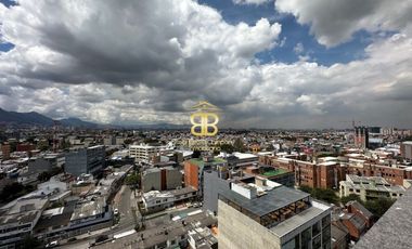 Se arrienda espectacular oficina en Centum