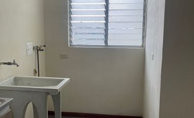 APARTAMENTO EN ARRIENDO EN LA CAROLA