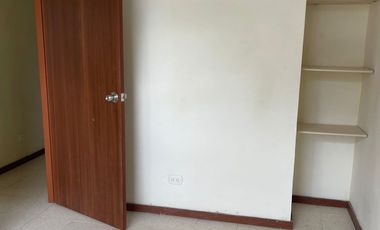 APARTAMENTO EN ARRIENDO EN LA CAROLA
