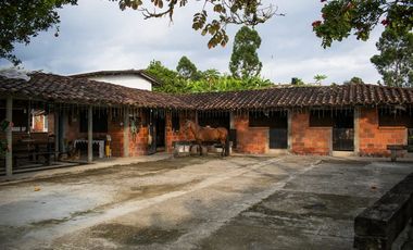 VENDO FINCA EN ARABIA