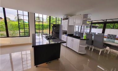 Casa campestre en condominio para la venta en la siria, Pereira!!!