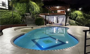 Casa campestre en condominio para la venta en la siria, Pereira!!!