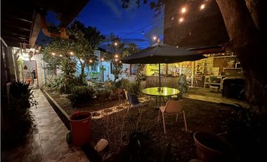 HERMOSA CASA EN VENTA EN ELCORAZÓN DE MEDELLN