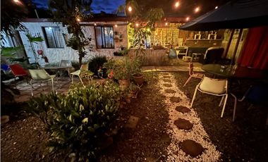 HERMOSA CASA EN VENTA EN ELCORAZÓN DE MEDELLN