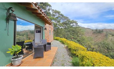 Venta finca en El Retiro, vista espectacular y a 5 minutos del parque.
