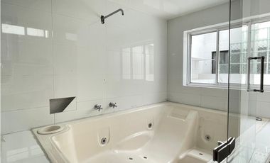Casa en Arriendo Castropol Medellín