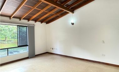 Casa en Arriendo Castropol Medellín