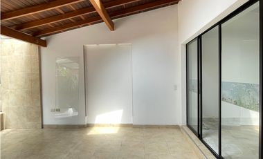 Casa en Arriendo Castropol Medellín