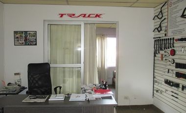BODEGA PARA VENTA EN ESTACION URIBE