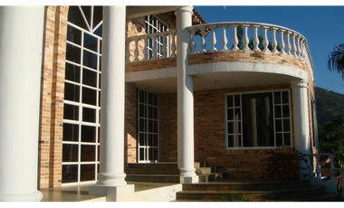 Casa Campestre Vista Panorámica a Medellin-poblado