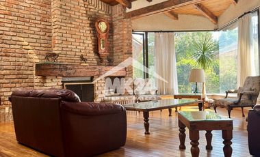 Casa en Condominio en venta en Lomas de Tecamachalco