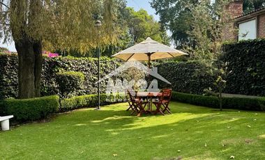 Casa en Condominio en venta en Lomas de Tecamachalco