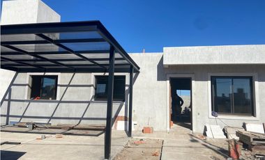 VENTA CASA 3 DORMITORIOS EN 1 SOLA PLANTA EN DOCTA CORDOBA
