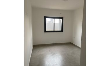 VENTA CASA 3 DORMITORIOS EN 1 SOLA PLANTA EN DOCTA CORDOBA