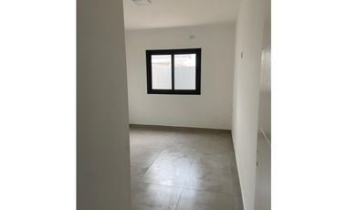 VENTA CASA 3 DORMITORIOS EN 1 SOLA PLANTA EN DOCTA CORDOBA
