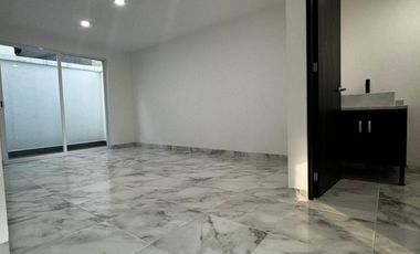 VENTA DE CASA NUEVA EN RESIDENCIAL PRIMAVERA ATRAS DEL PARQUE TOLUCA 2000